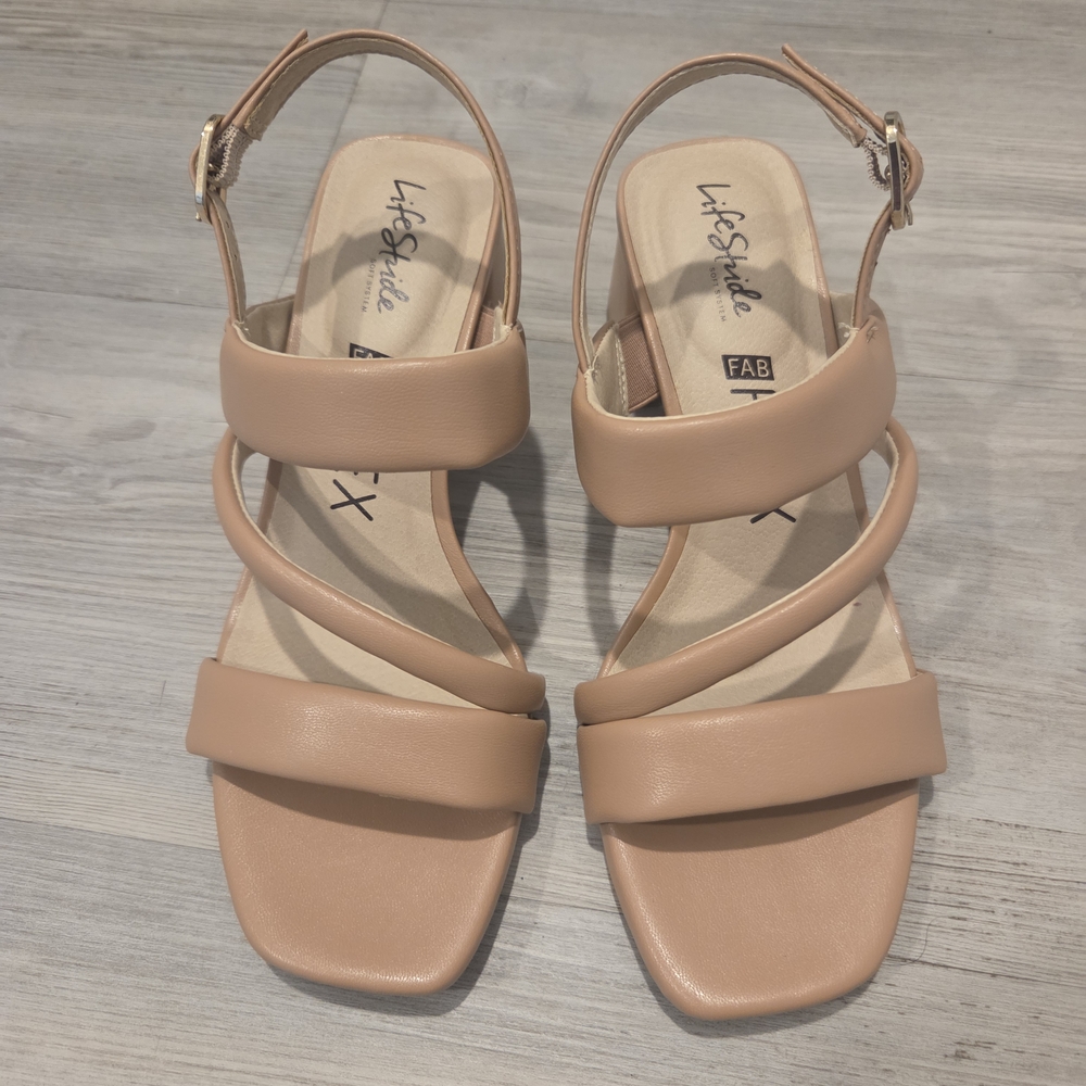 Life Stride Women's Nude Strappy Sandals